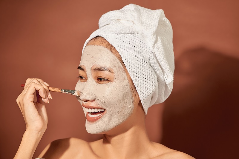 Jak pielęgnować skórę wrażliwą? – kosmetyki Sensum Mare